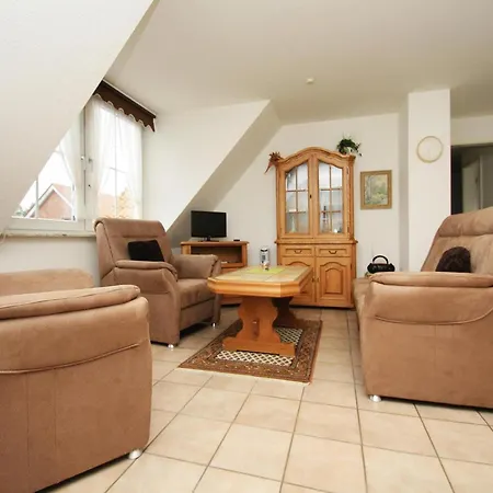 Am Mirower See, Mirow, Cleaning Included Apartament