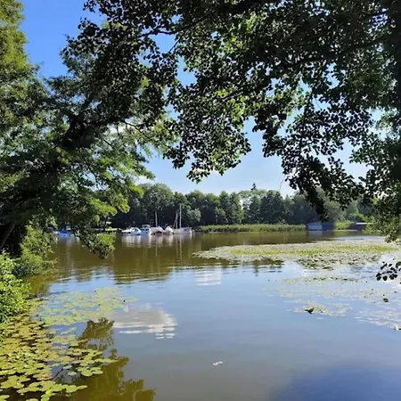 Am Mirower See, Mirow, Cleaning Included Apartament